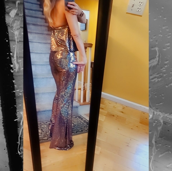 🥰Turn Heads in this Strapless Jumper🥰 - Picture 3 of 13